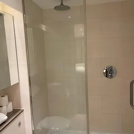 Modern Luxury 2 Bedroom Apartment In London Excel Exterior foto